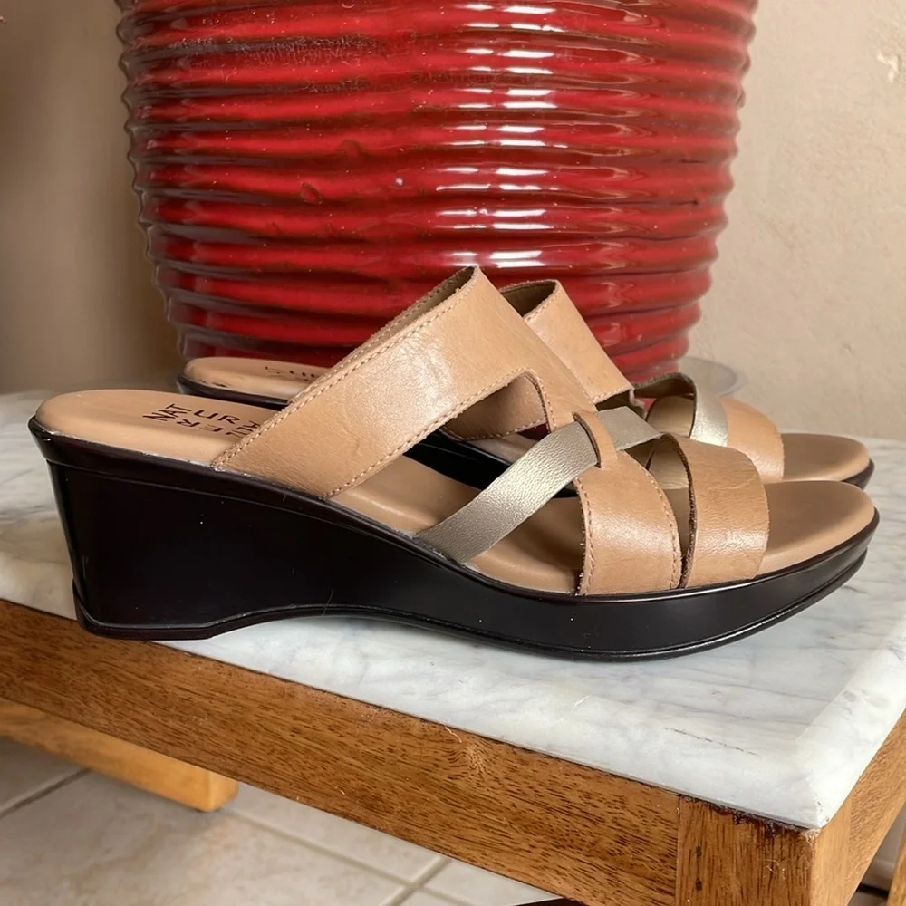 Naturalizer Sandals Shoes Women's Vivy Wedge Tan/Gold Sz: 8.5